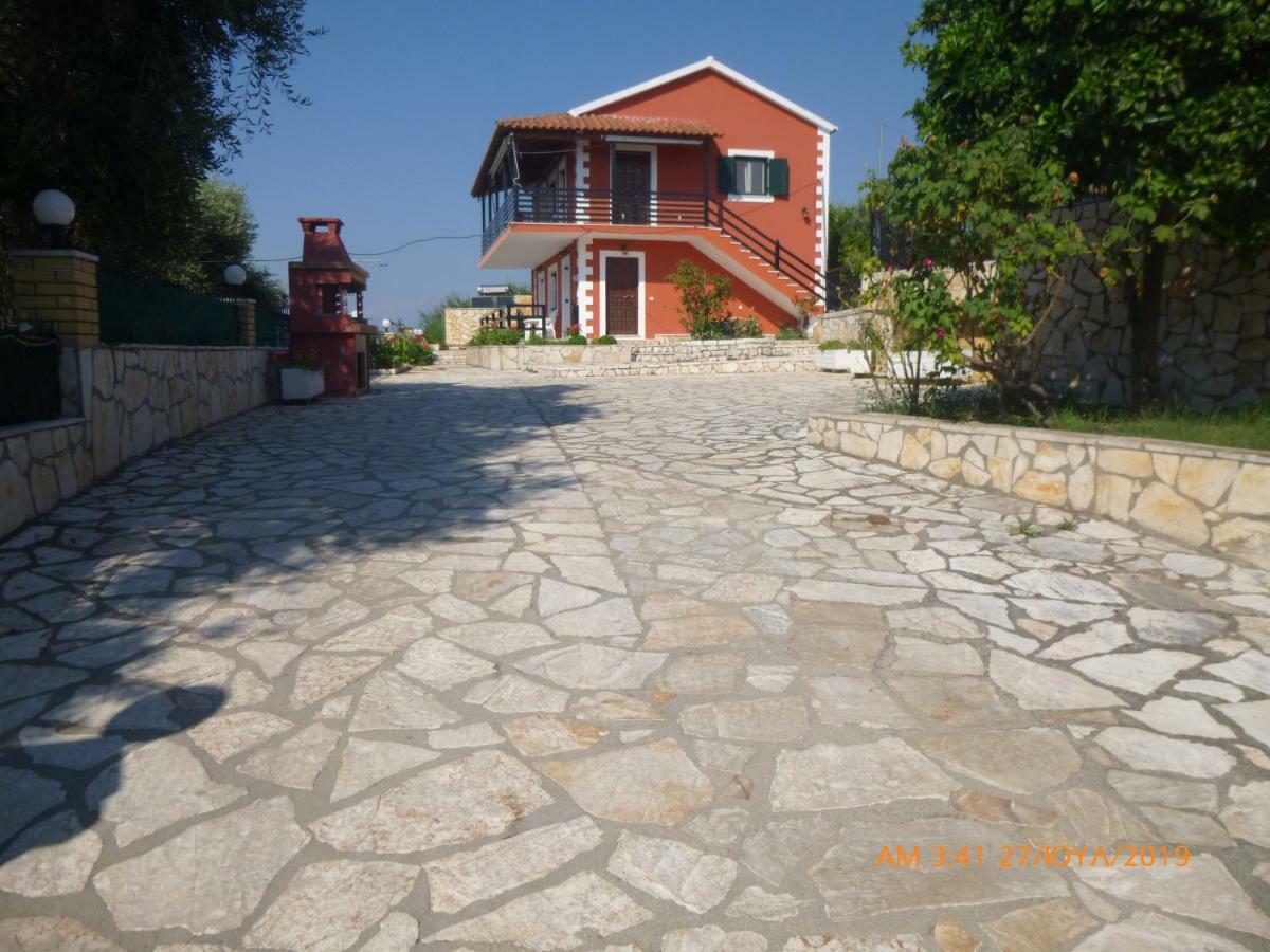 Villa Fantastico Acharavi  Eksteriør billede
