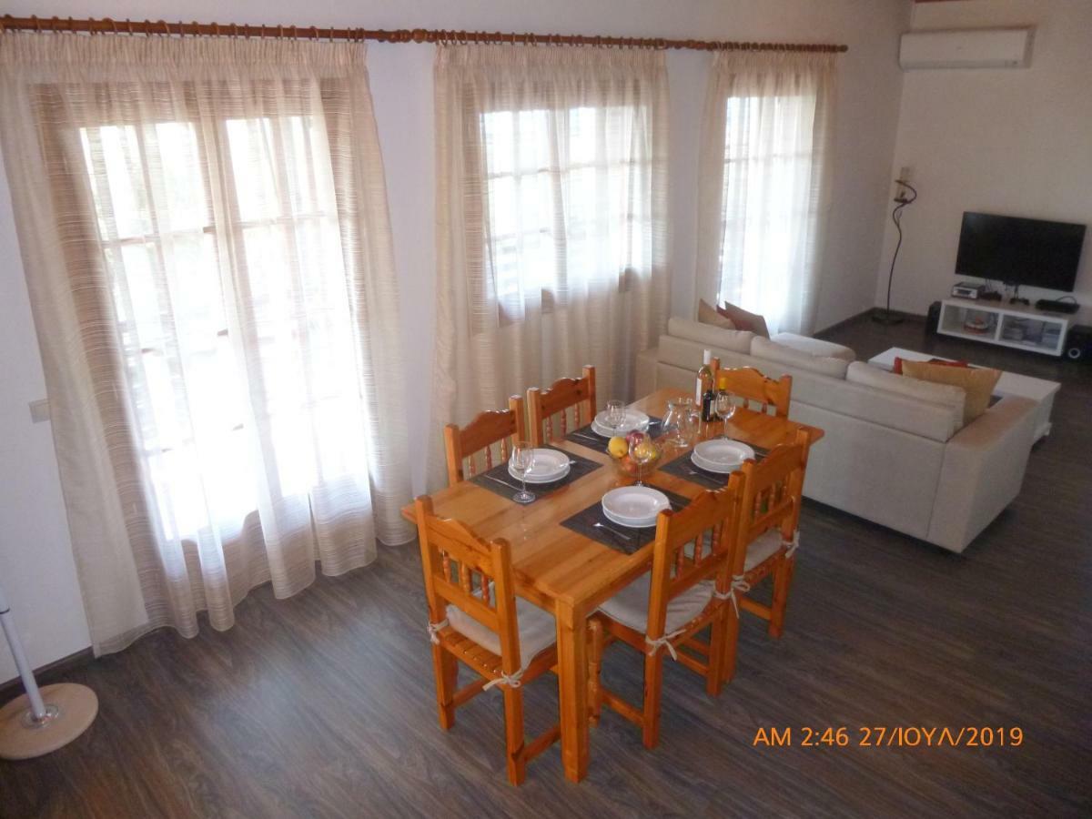 Villa Fantastico Acharavi  Eksteriør billede